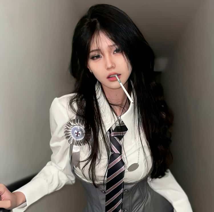 纸牌屋：白宫权力游戏