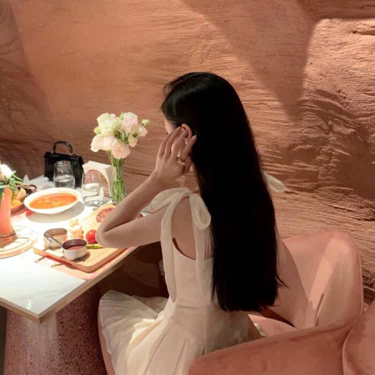 樱花盛开的季节：青春校园物语